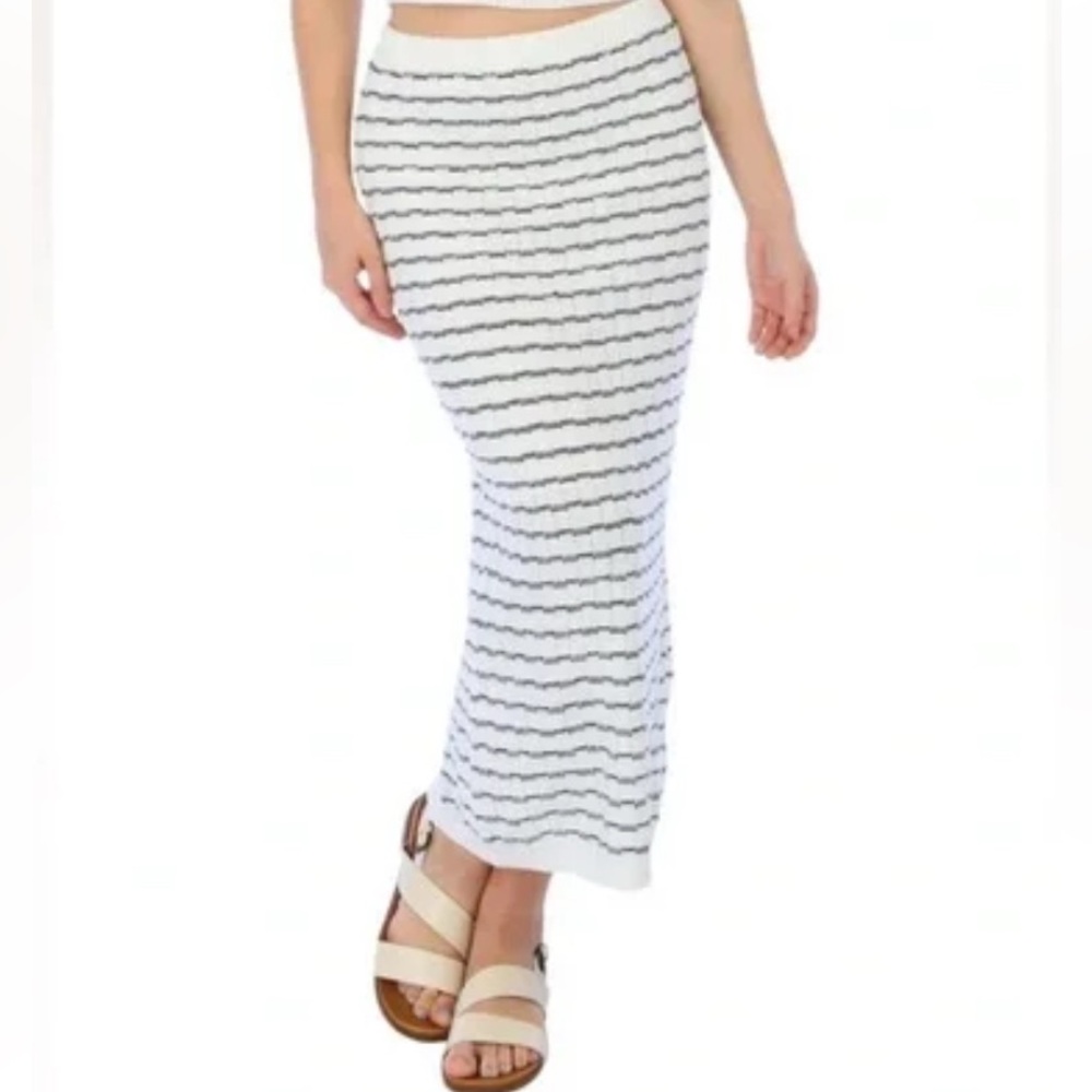 Stylish Black and White Striped Midi Skirt
